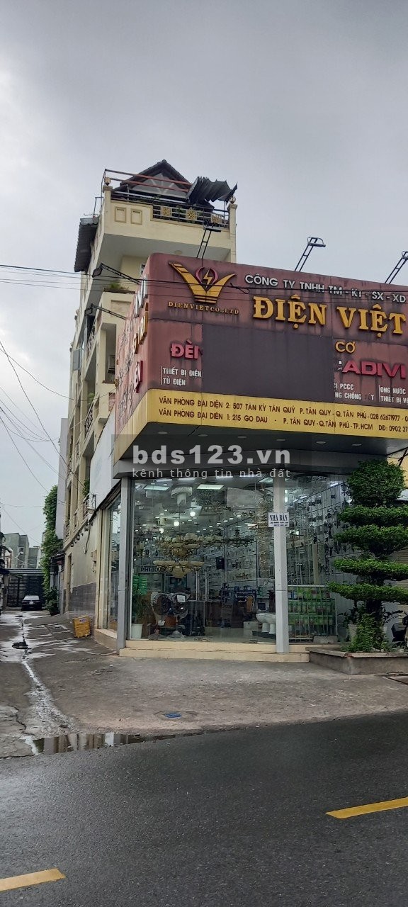 Bán căn góc 3 MT đường Lạc Long Quân, 145m² x 3 tầng, sàn 5 x 12m
