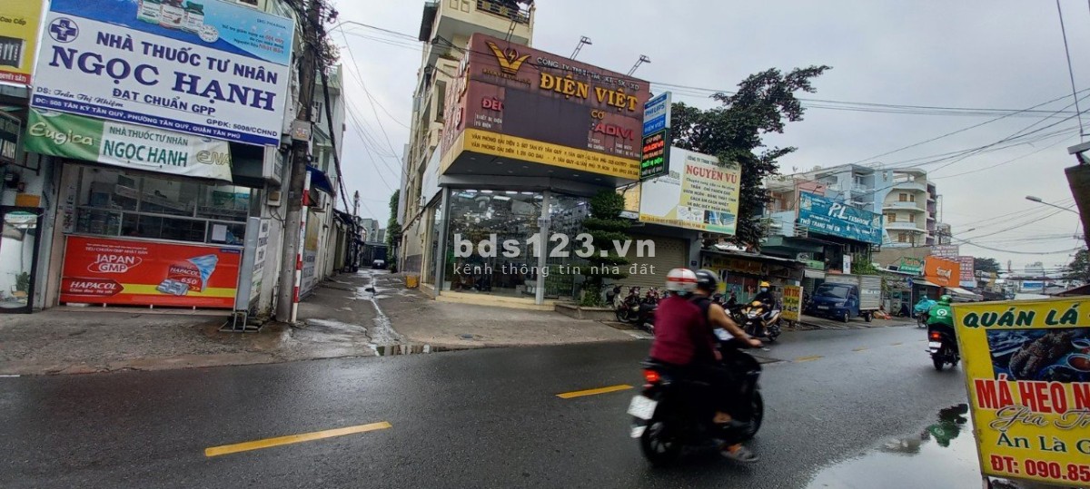 Bán căn góc 3 MT đường Lạc Long Quân, 145m² x 3 tầng, sàn 5 x 12m