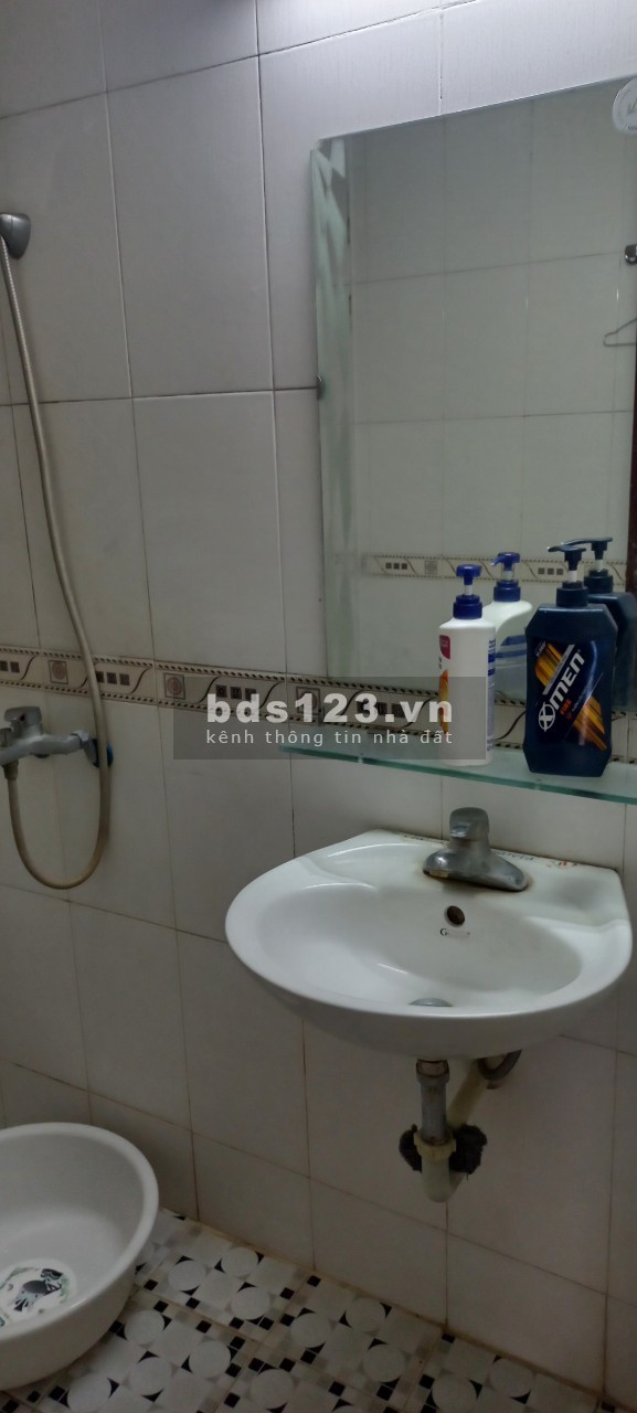 Cho thuê phòng trọ khép kín phòng thoáng điện nước riêng giờ giấc thoải mái. Gía chỉ 2.5tr