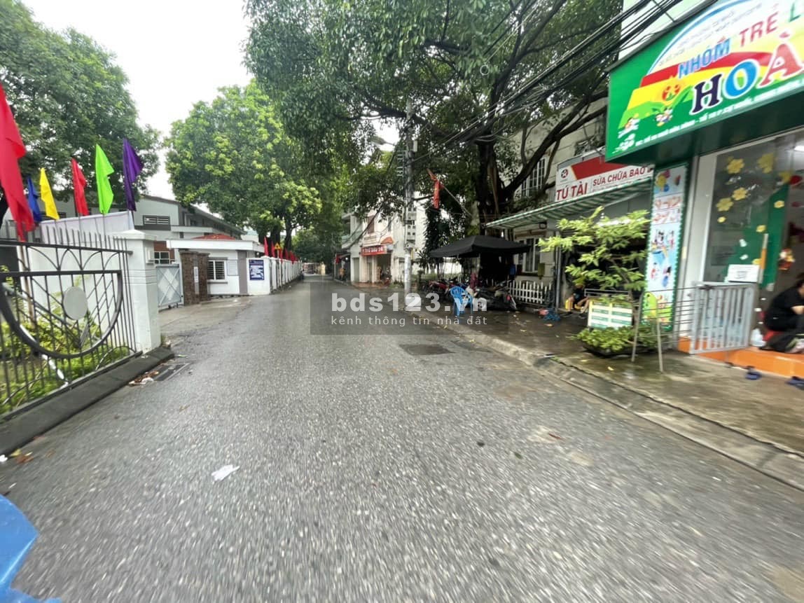 Cần bán 46m Trục Chính Đông Dư, Gia Lâm, Hà Nội giá thương lượng