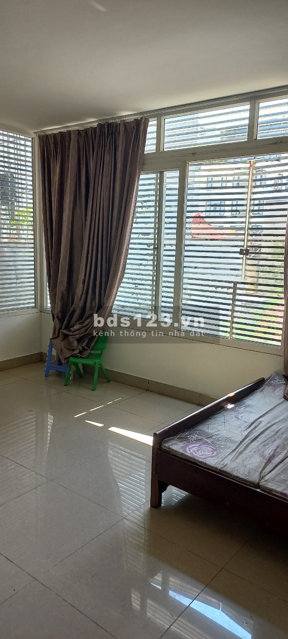 Cho thuê phòng trọ khép kín phòng thoáng điện nước riêng giờ giấc thoải mái. Gía chỉ 2.5tr