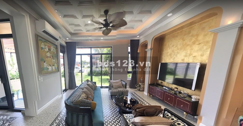 Bán nhanh thanh lý gọn nhà sân vườn Bình Dương do khách gửi, giá 2 tỷ, full thổ cư LH 0812580307