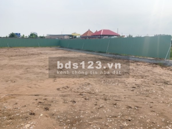 Bình Đông, Tx Gò Công, sát QL50 ( cách vài chục m), cách TP HCM 27kmLH 0825.8484.29