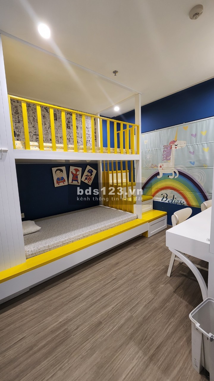 Chủ nhà gửi bán gấp căn 3PN2VS full đồ, DT 80m tại Vinhomes Ocean Park Gia Lâm. LH 0981881131