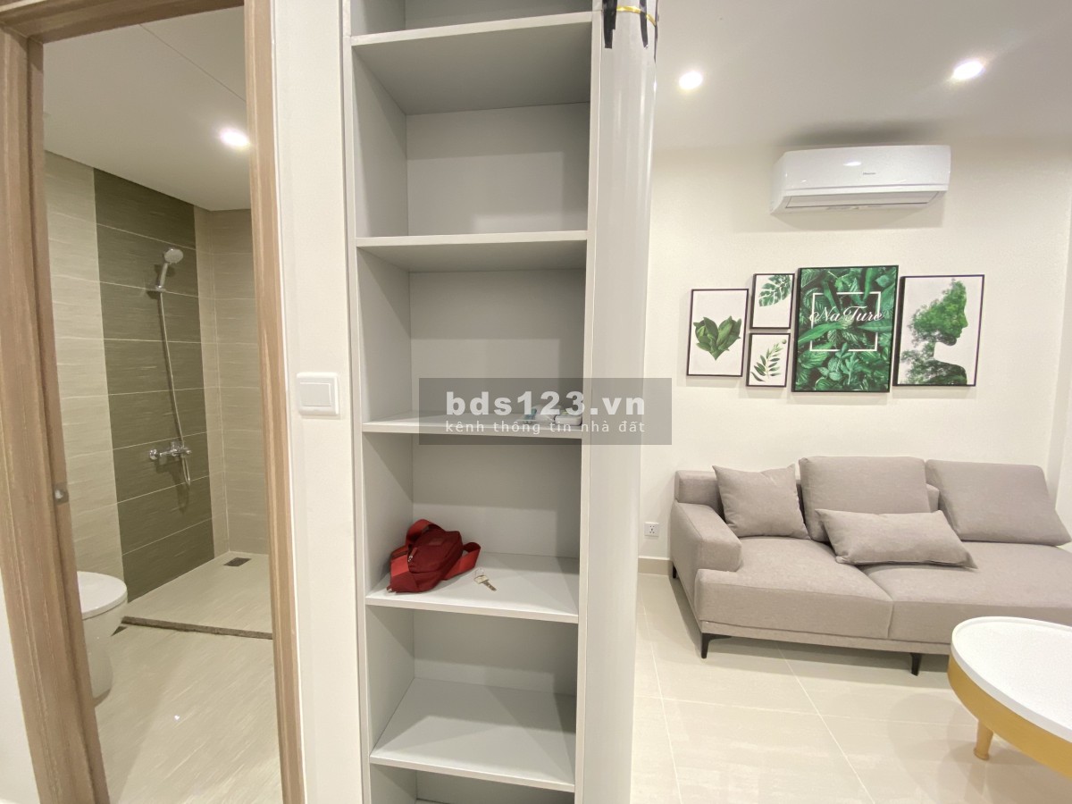Cho thuê căn hộ cao cấp studio Vinhomes Smart City