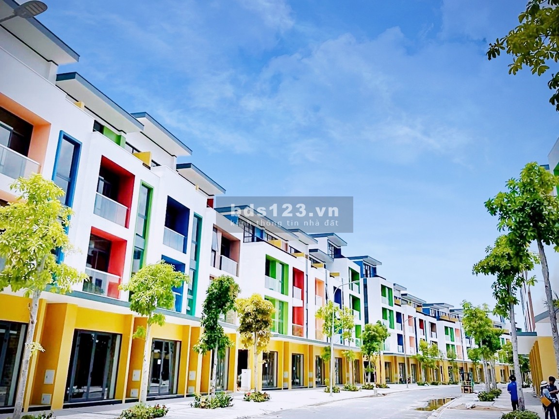 Sở hữu ngay shophouse lâu dài đầu tiên dự án Meyhomes Capital Phú Quốc chỉ với 1,9 tỷ