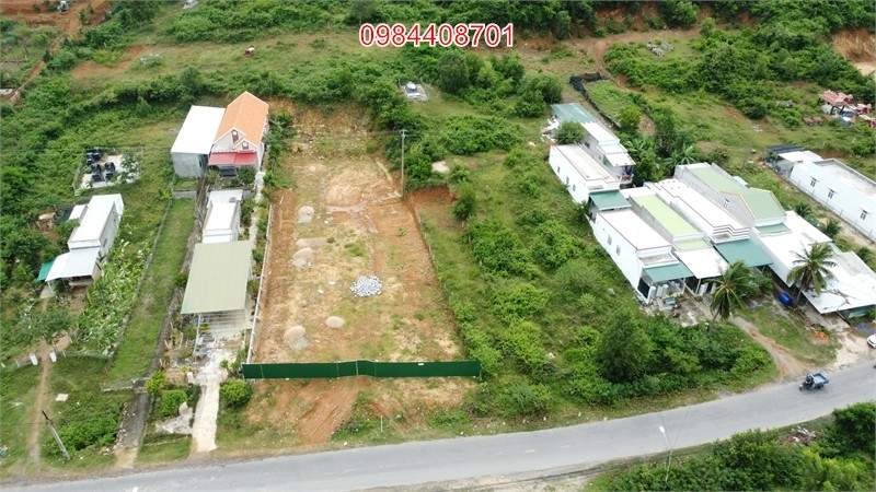 Chủ quá kẹt cần bán Lô Đất Biển Dốc Lết đường Hòn Khói 237m2 thổ cư