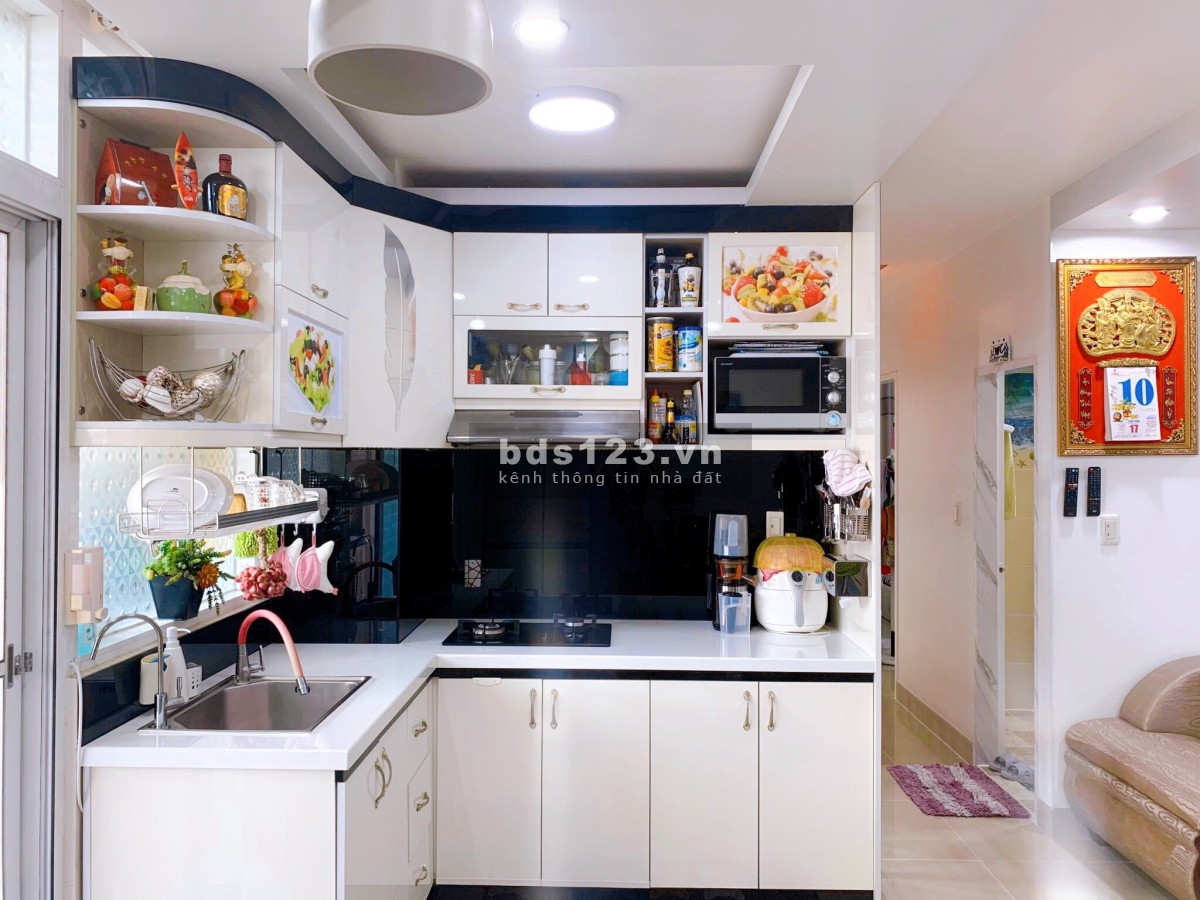 Bán gấp Căn Hộ Hoàng Kim Thế Gia, DT83m2, căn góc 3PN,nhà đẹp Giá 2.68Tỷ Sổ hồng 0903154701
