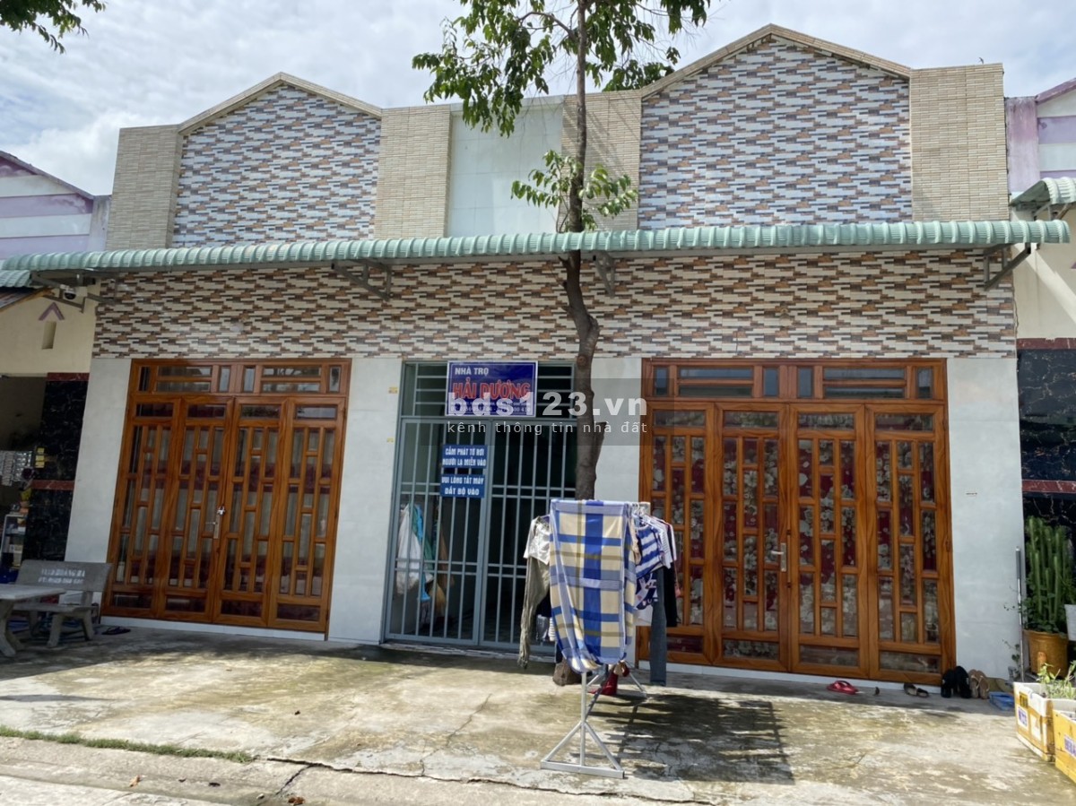 Chính chủ kẹt tiền bán gấp 100m2 đất thổ cư, sổ hồng riêng tại KCN Bình Dương