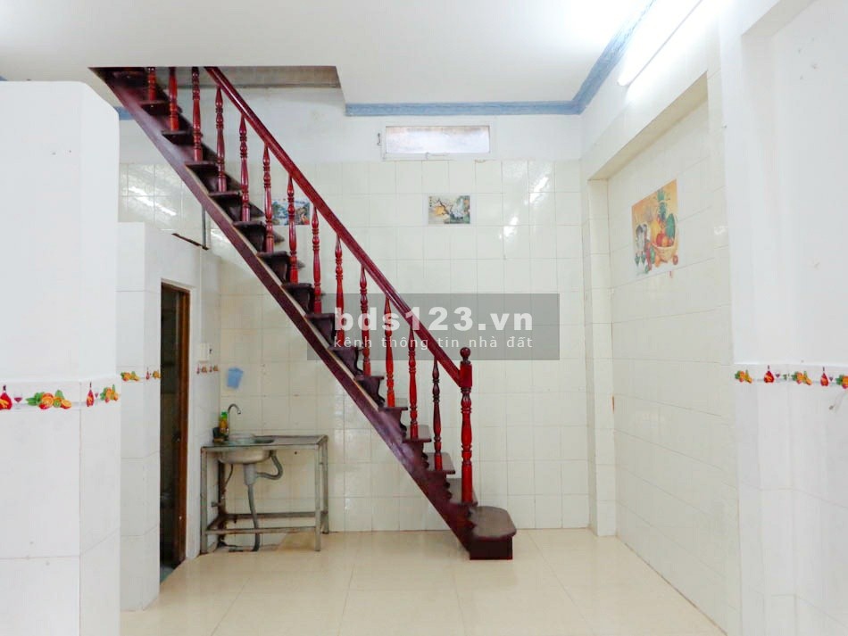 Cho thuê 1 căn nhà nhỏ xinh mới sạch sẽ 1 trệt, 1 lầu, giá tốt