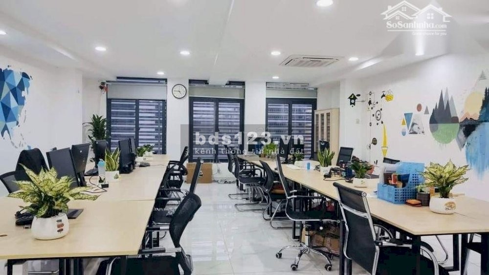 Bán tòa nhà khu Lê Trọng Tấn, DT 153m² X 10 tầng, giá 2 triệu đô cho thuê 2,4 tỷ/năm