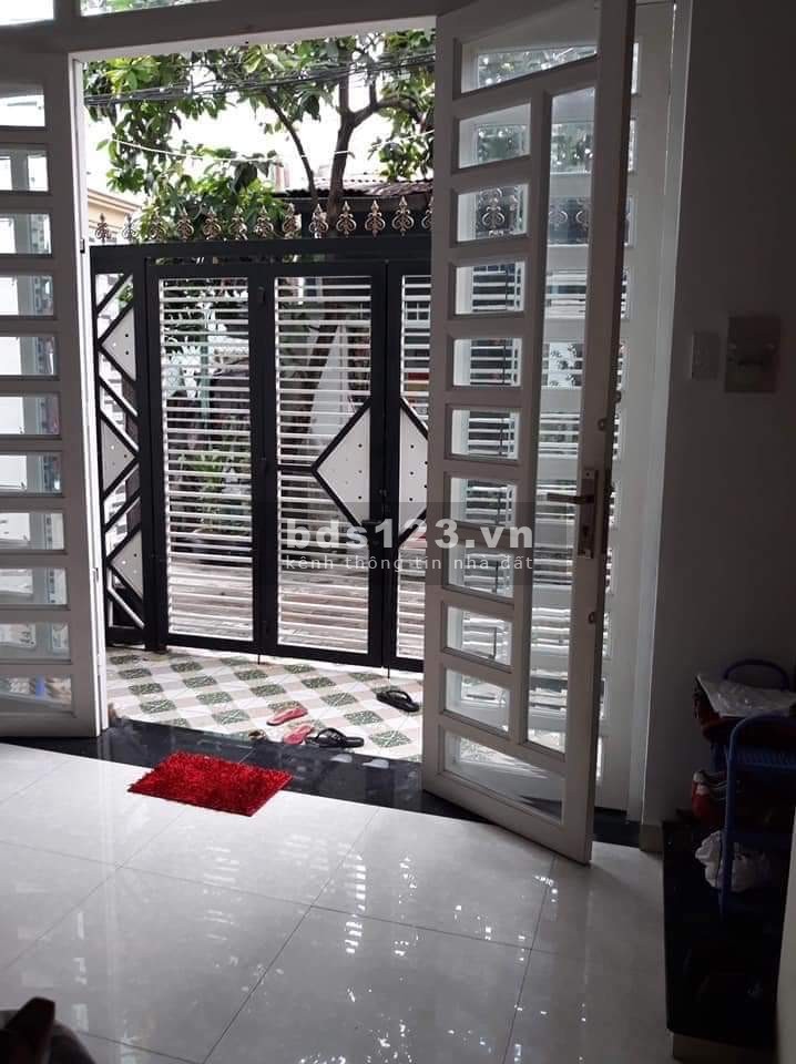 Cần bán nhà trả nợ, giá 400 triệu sổ sẵn, khu an ninh đảm bảo, yên tĩnh