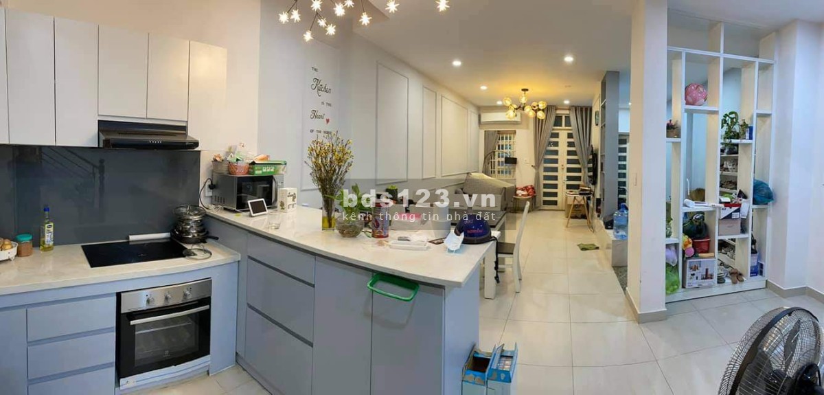 Nhà nguyên căn đẹp Phú Nhuận sát bên quận 1, DT 68m², LH 0903468454