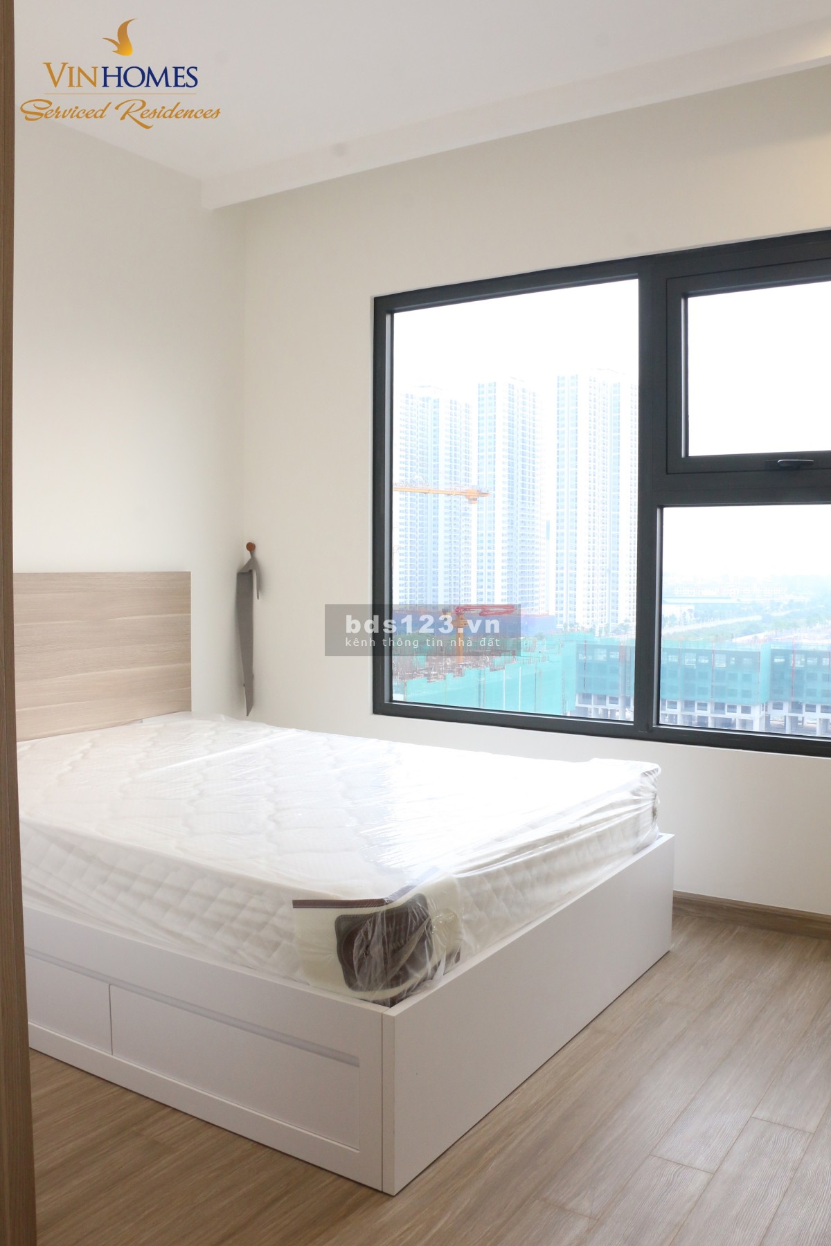 0385015918 Cho thuê căn 2PN 2wc+1 căn góc full cơ bản 7.04tr bao gồm phí dịch vụ Vinhomes Ocean Park