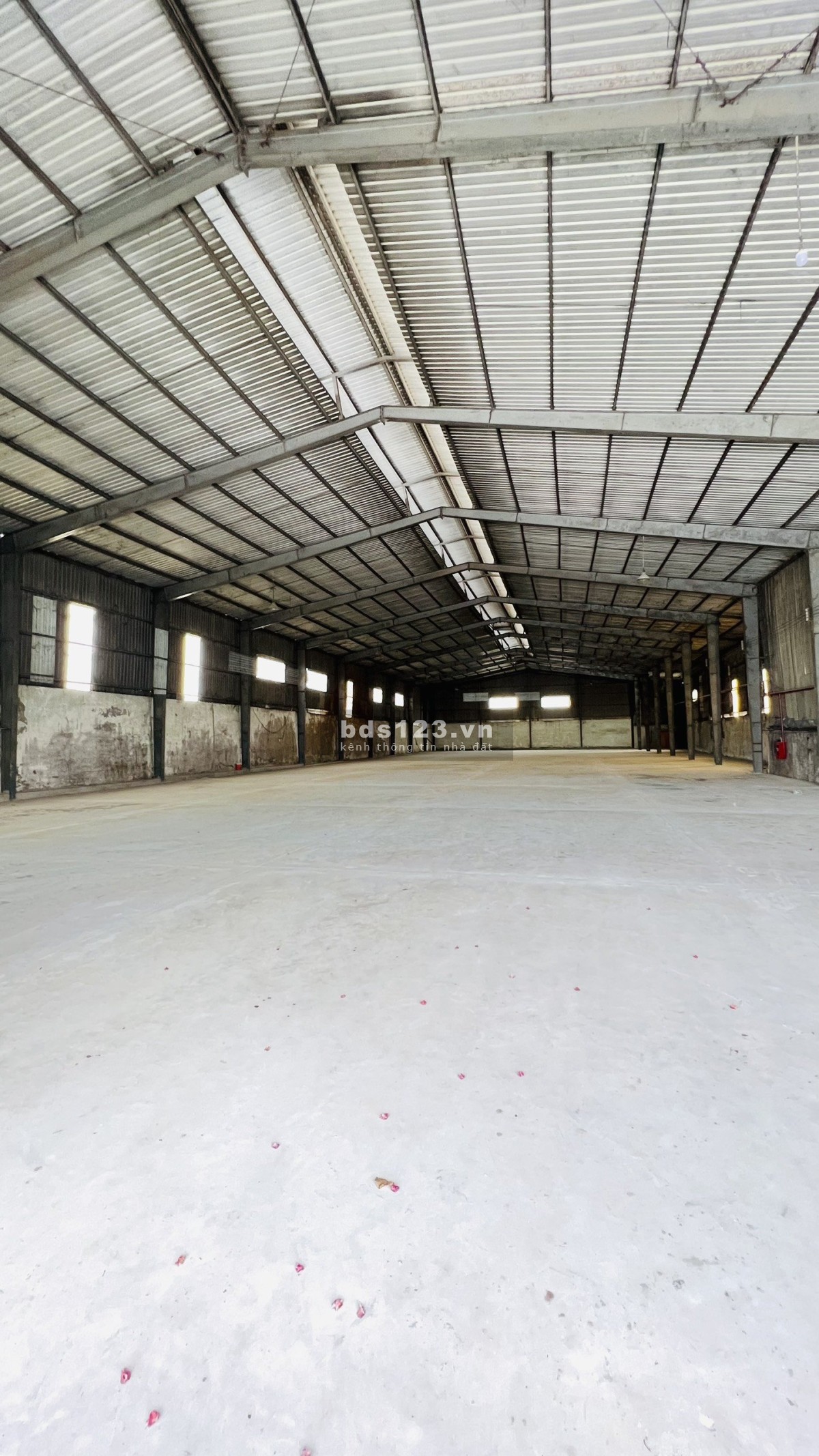 Cho thuê kho xưởng dtsd 2000m2 gần Quốc Lộ 1A, Tân Kiên, Bình Chánh, TP.HCM