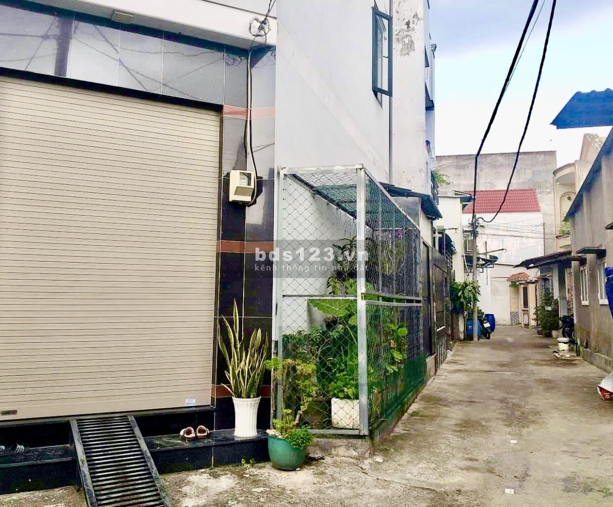 Nhà bán ra MT Làng Tăng Phú Quận 9, DT 52m², HXH 30m, giá 3 tỷ