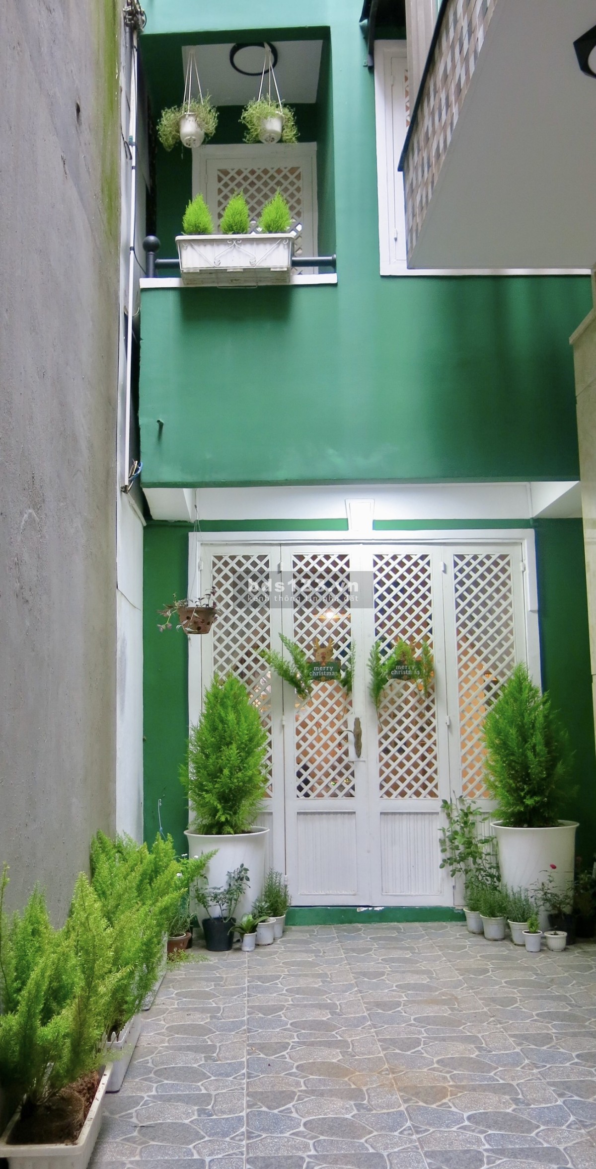 Bán nhà trong hẻm Nguyễn Văn Cừ, Đà Lạt, DT 20,77m² chính chủ, 3 phòng ngủ