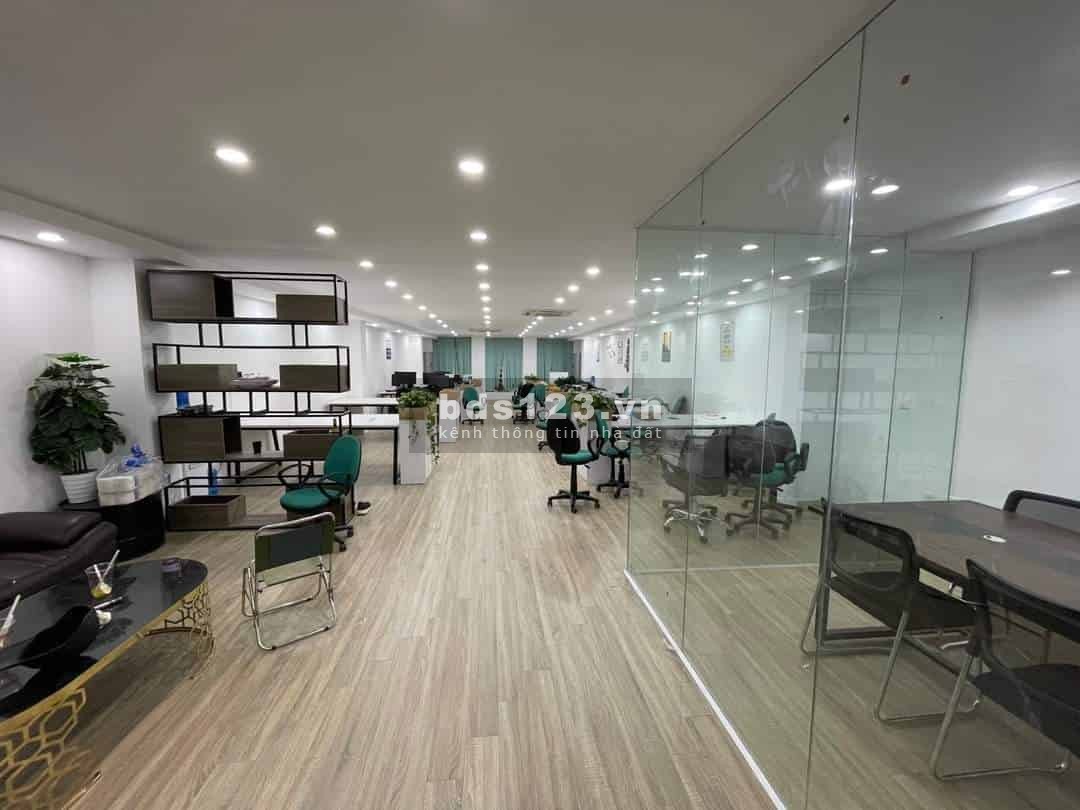 Bán tòa nhà khu Lê Trọng Tấn, DT 153m² X 10 tầng, giá 2 triệu đô cho thuê 2,4 tỷ/năm