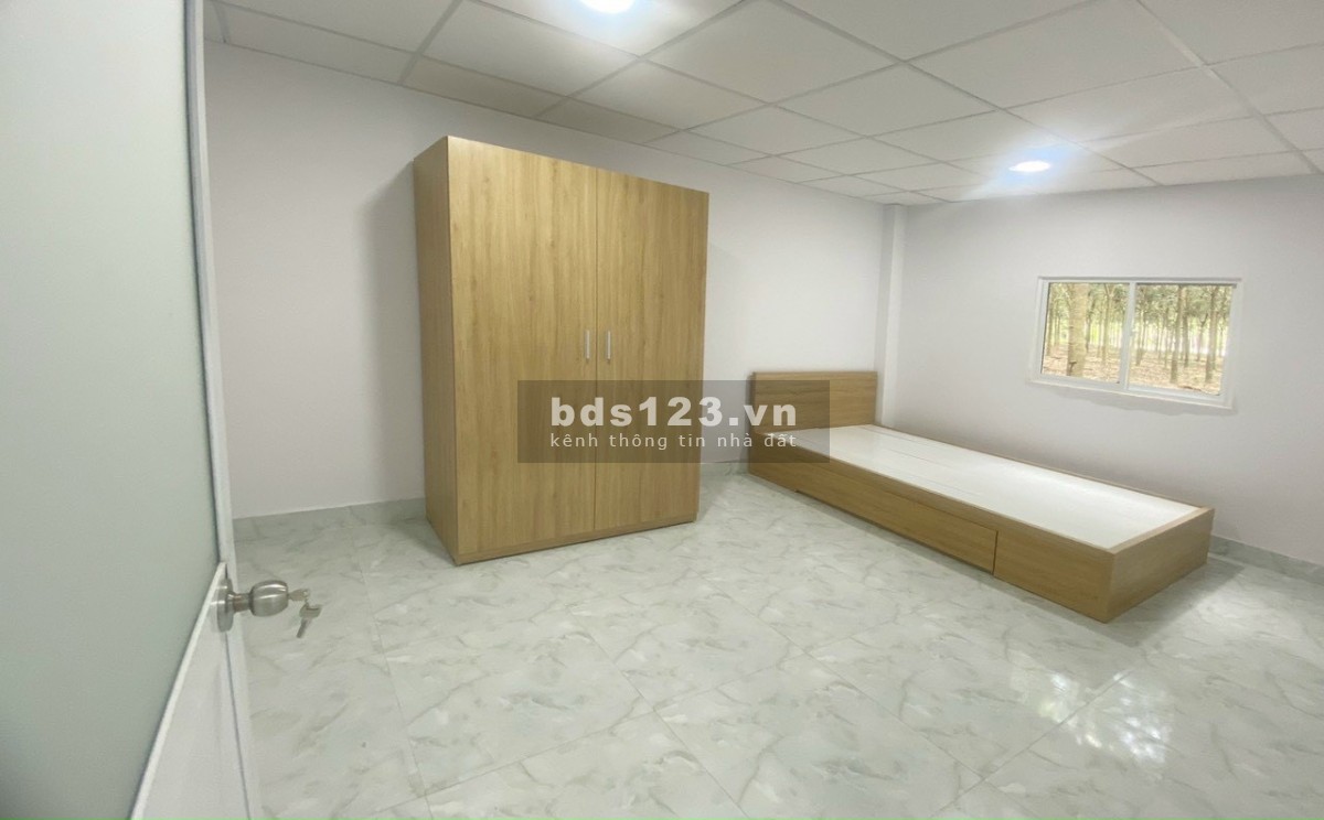 Bán nhà liền kề rẻ bèo ngay khu công nghiệp Bình Phước LH 0967745379