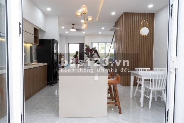 Nhà phố Suncasa thành phố mới Bình Dương, giá tốt khu an ninh
