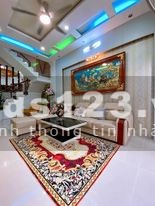 Bán căn nhà nằm ngay trung tâm quận Gò Vấp hẻm xe hơi giá chỉ 6 tỷ 990 triệu