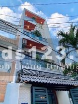Bán căn nhà nằm ngay trung tâm quận Gò Vấp hẻm xe hơi giá chỉ 6 tỷ 990 triệu