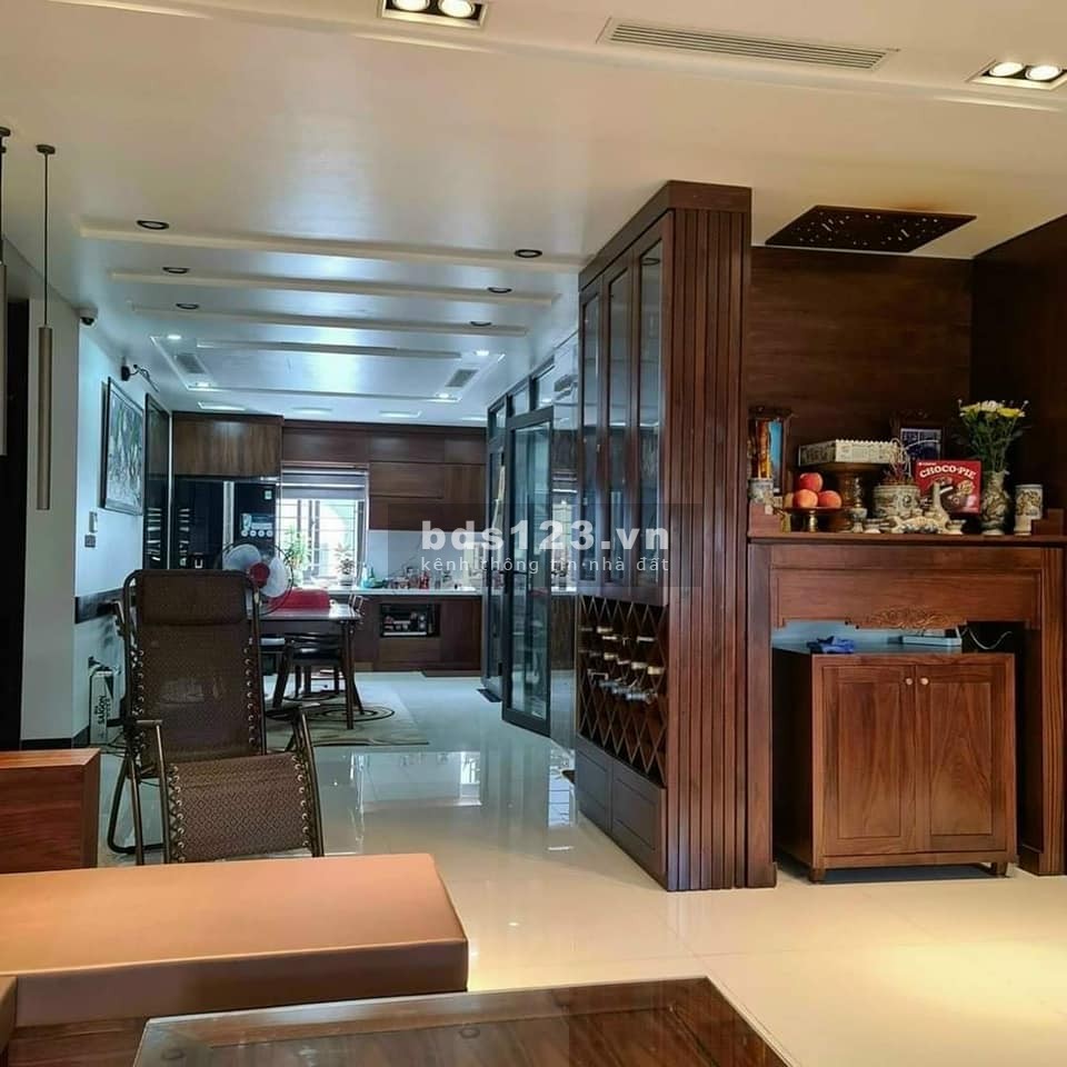 Nhà đẹp Đặng Thùy Trâm, đường ô tô có thang máy, mặt tiền rộng phân lô cực đẹp