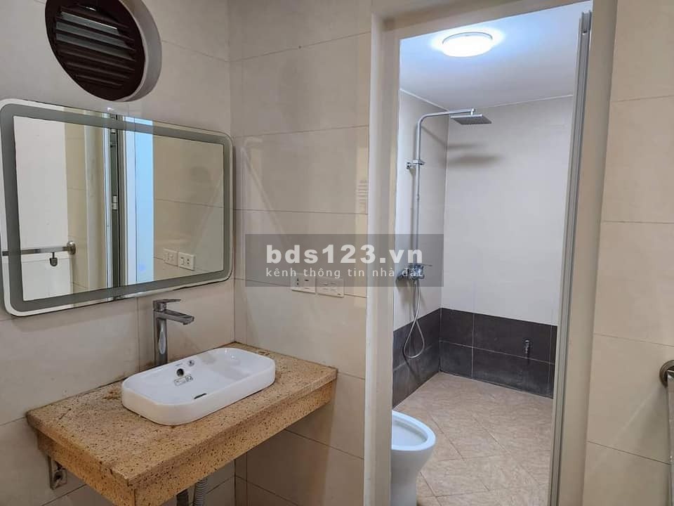 Bán nhà Trung Kính phân lô cực đẹp Gara có thang máy
