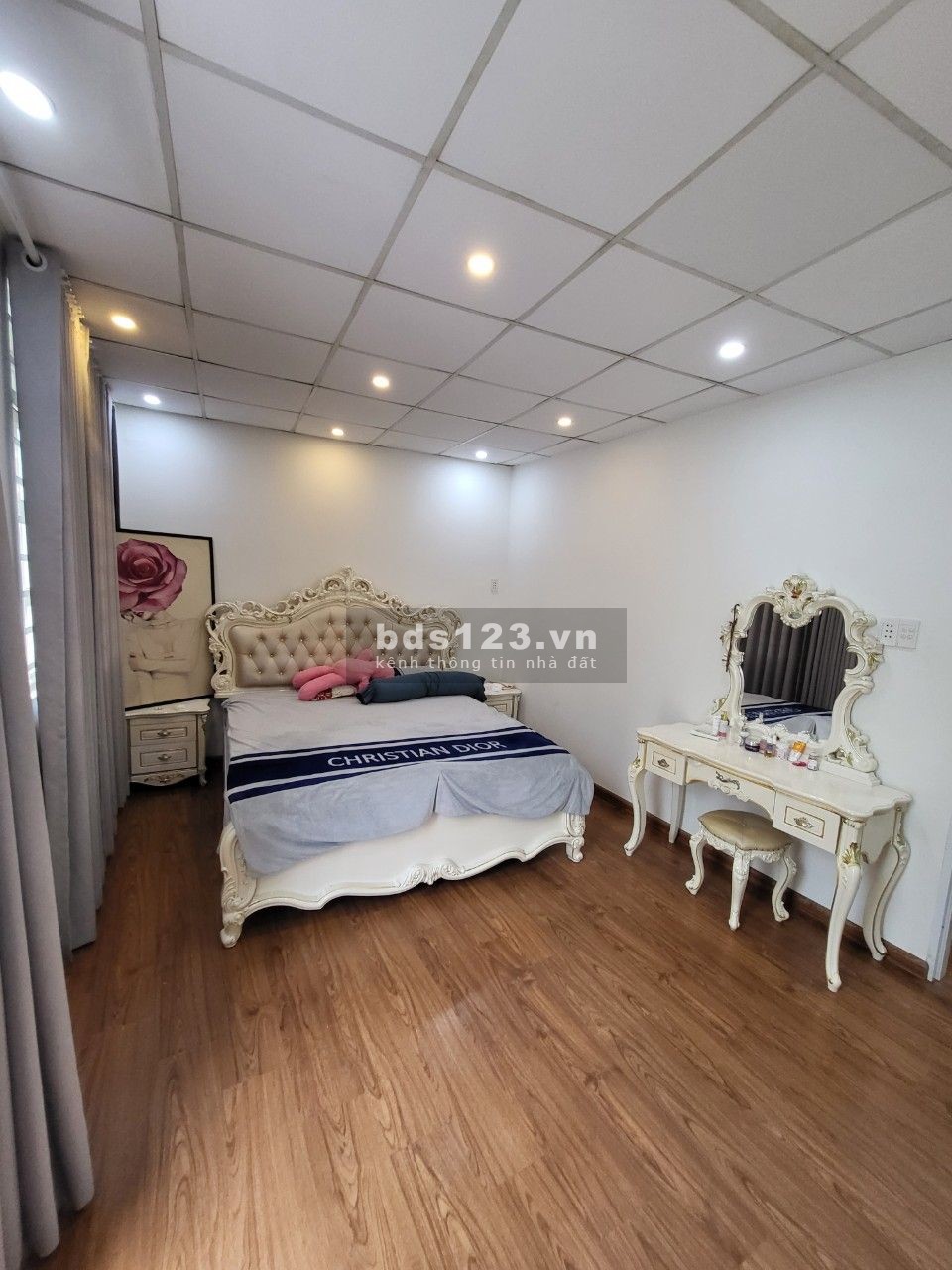 Bán gấp nhà hẻm xe hơi đường Trần Hưng Đạo, DT 50m² x 2 tầng thuận tiện kinh doanh