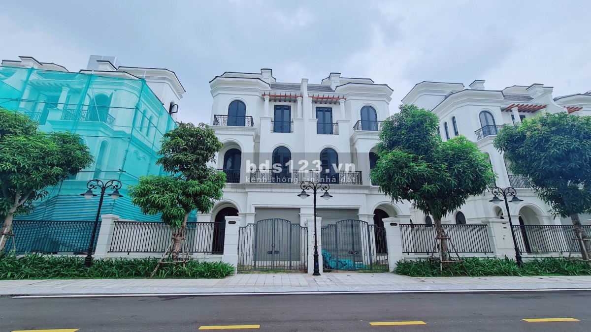 Bán biệt thự song lập Ngọc Trai, DT 151,2m², gần hồ, giá 27,5 tỷ, LH 0968997669 - Hào Vinhomes