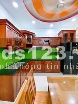 Bán căn nhà nằm ngay trung tâm quận Gò Vấp hẻm xe hơi giá chỉ 6 tỷ 990 triệu