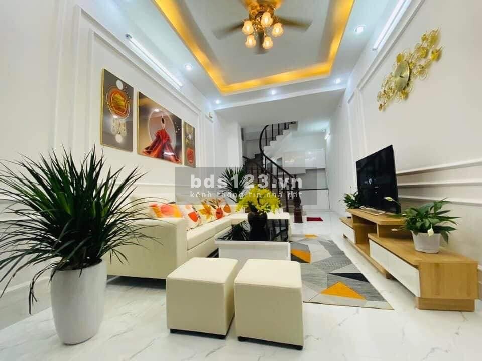 Bán nhà Cầu Diễn, Minh Khai, thiết kế hiện đại siêu đẹp, DT 35m², giá chỉ 3,2 tỷ LH 0979 376 683