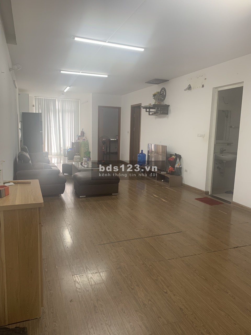 Chính chủ bán gấp căn hộ 102m2 trung tâm quận Thanh Xuân chỉ 2 tỷ 420tr