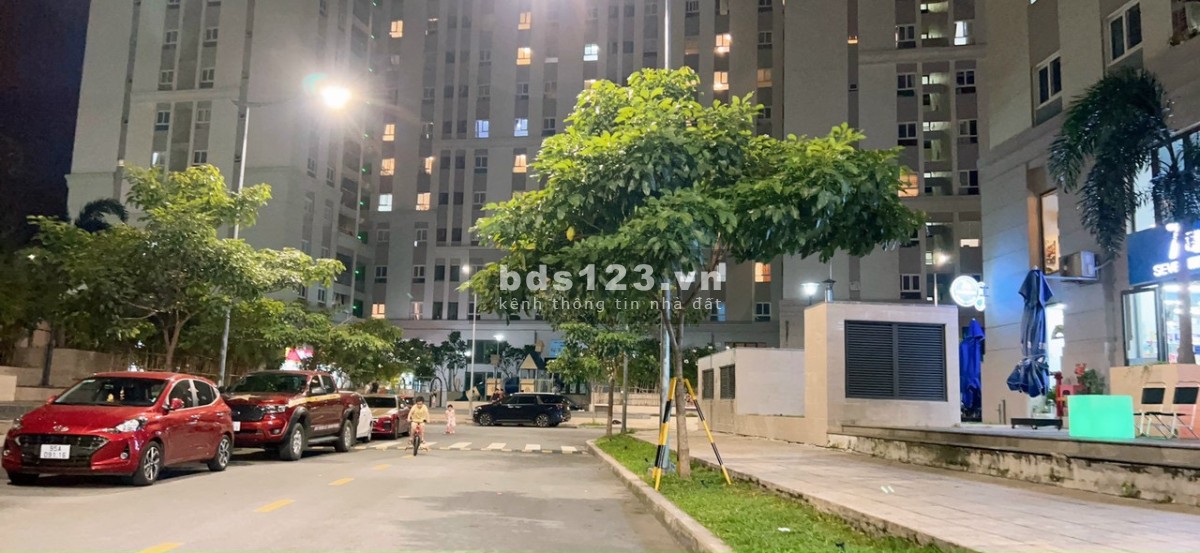 Cho thuê căn hộ full diện tích 75m2, giá 11 triệu/tháng, lh 0707004268