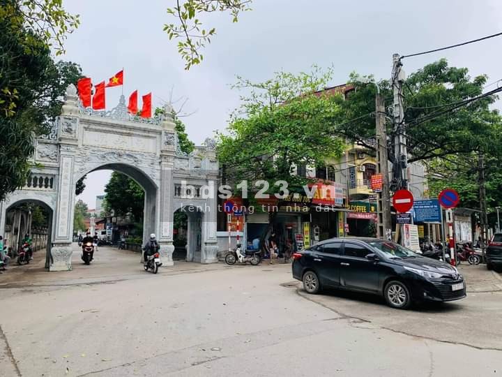 Bán nhà Cầu Diễn, Minh Khai, thiết kế hiện đại siêu đẹp, DT 35m², giá chỉ 3,2 tỷ LH 0979 376 683