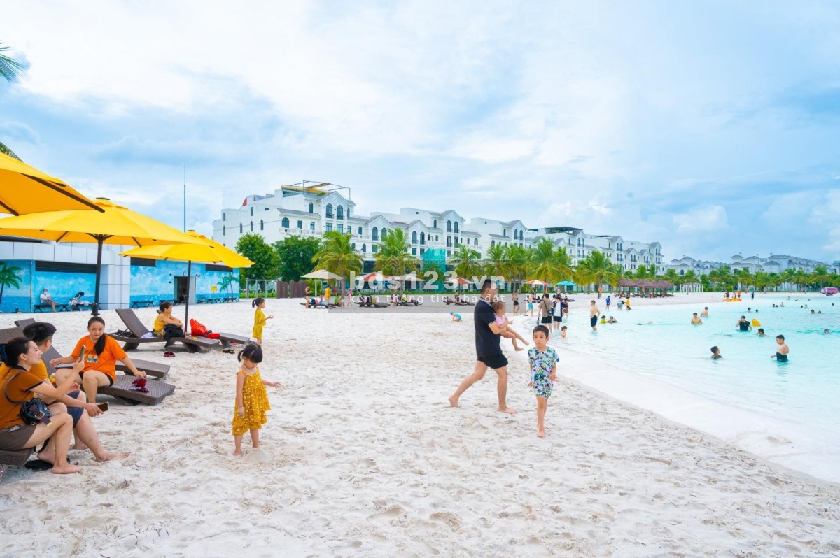 BÁN GẤP CẮT LỖ 200 triệu căn 2PN1VS, 60m2, giá 1.66 tỷ BAO PHÍ tại Vinhomes Ocean Park