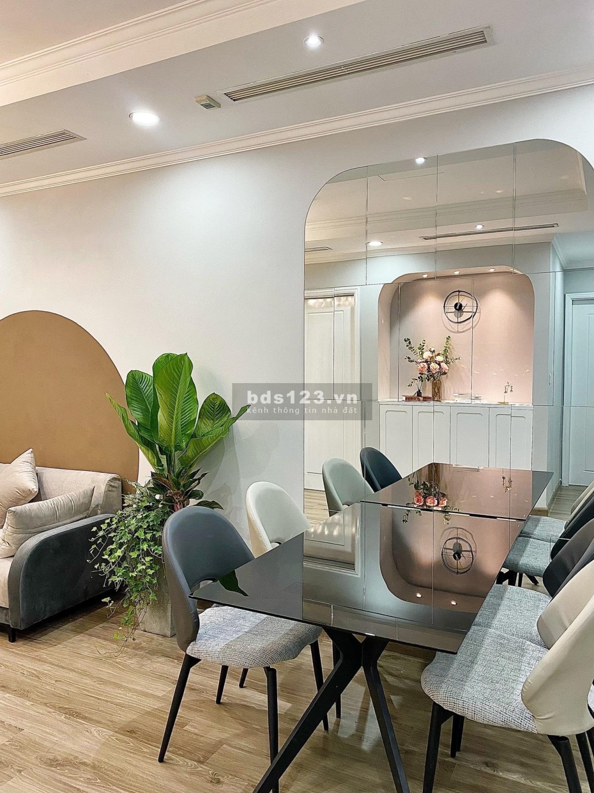 Bán nhanh cắt lỗ căn 1N+1 full nội thất chỉ 1.3 tỷ, hướng Đông Nam