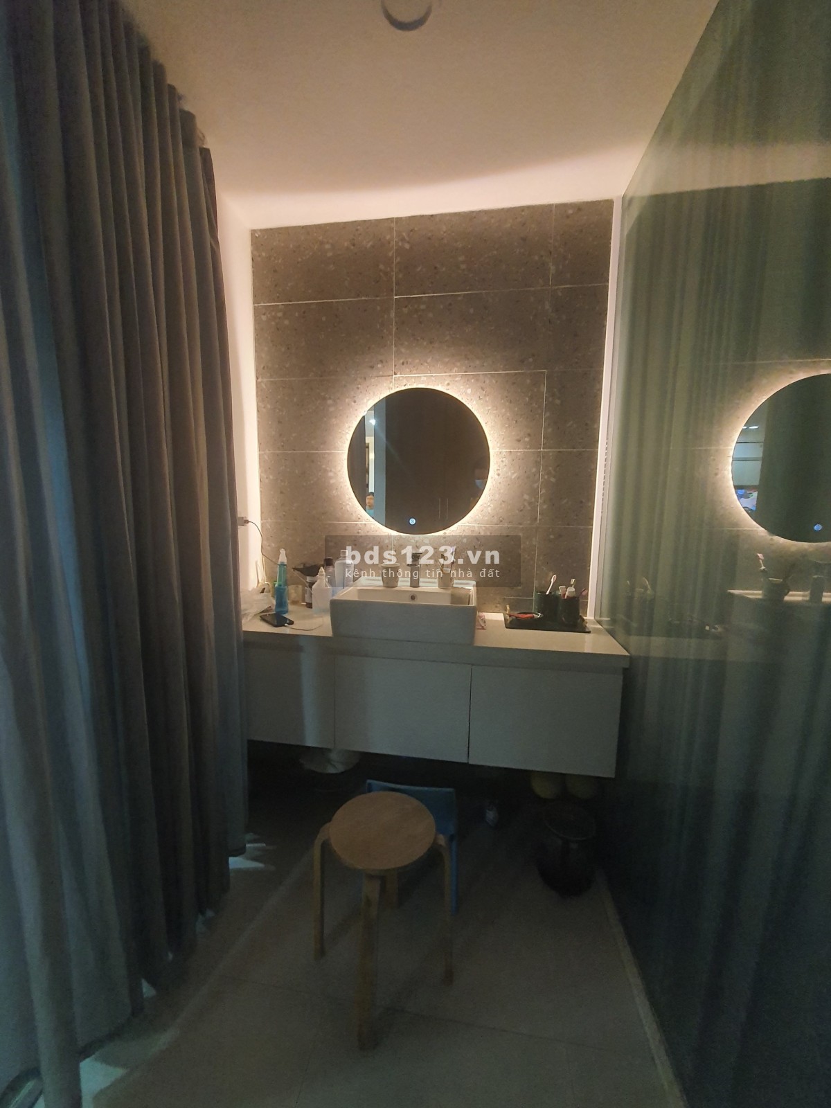 Chính chủ cần bán căn hộ Goldmark City 136 Hồ Tùng Mậu diện tích 143m2