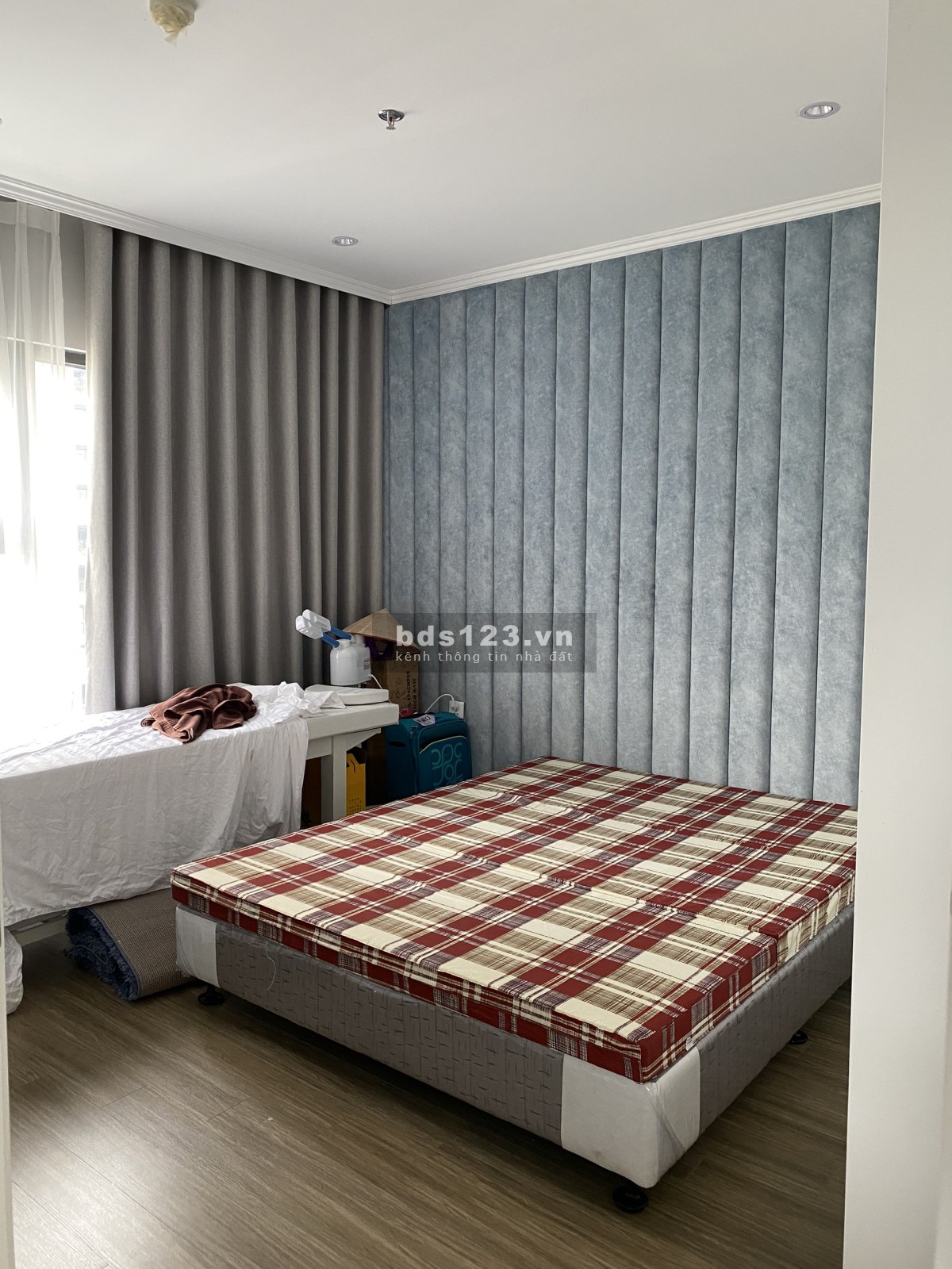 Cắt lỗ (300tr) bán căn hộ 3N2WC tầng đẹp view thoáng DT 80m2 giá 2,3 tỷ Vinhomes Ocean Park Gia Lâm