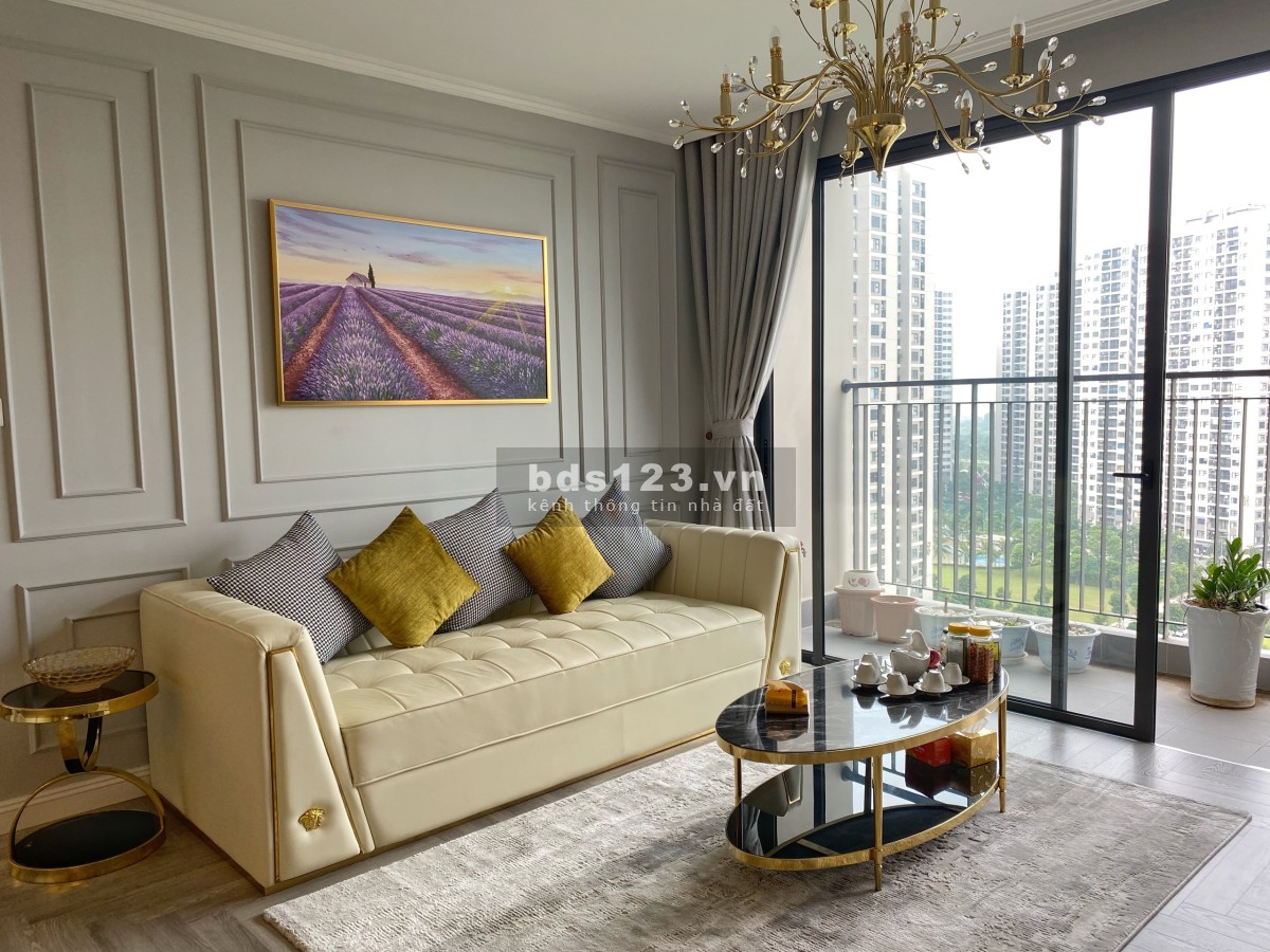 Cắt lỗ (300tr) bán căn hộ 3N2WC tầng đẹp view thoáng DT 80m2 giá 2,3 tỷ Vinhomes Ocean Park Gia Lâm