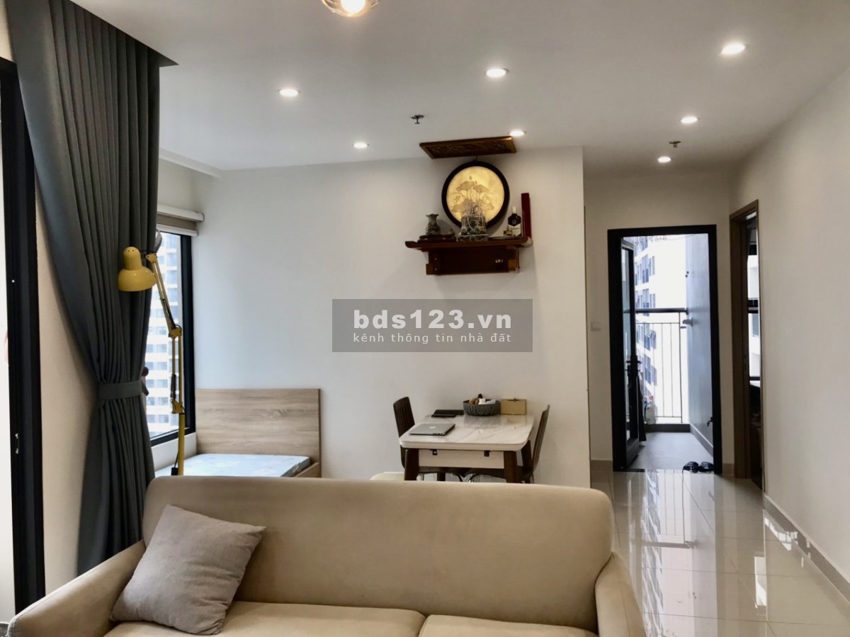 0385015918 Bán gấp căn 2 ngủ 2wc +1 căn góc full gỗ An Cường, đồ điện tử Vinhomes Smart City