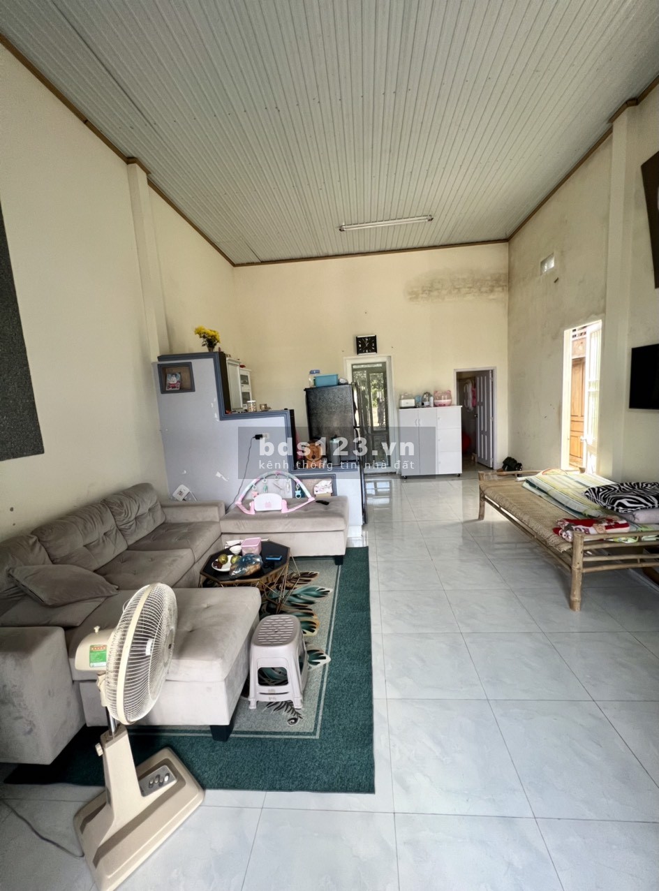 Bán nhà mặt tiền đường E, thôn 2, Cư Bur, thành phố Buôn Mê Thuột