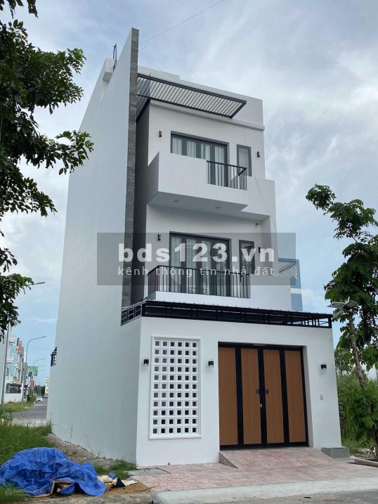 Bán nhà mặt tiền khu đô thị mới Bình Chánh DT 6 x 15m, sổ hồng riêng