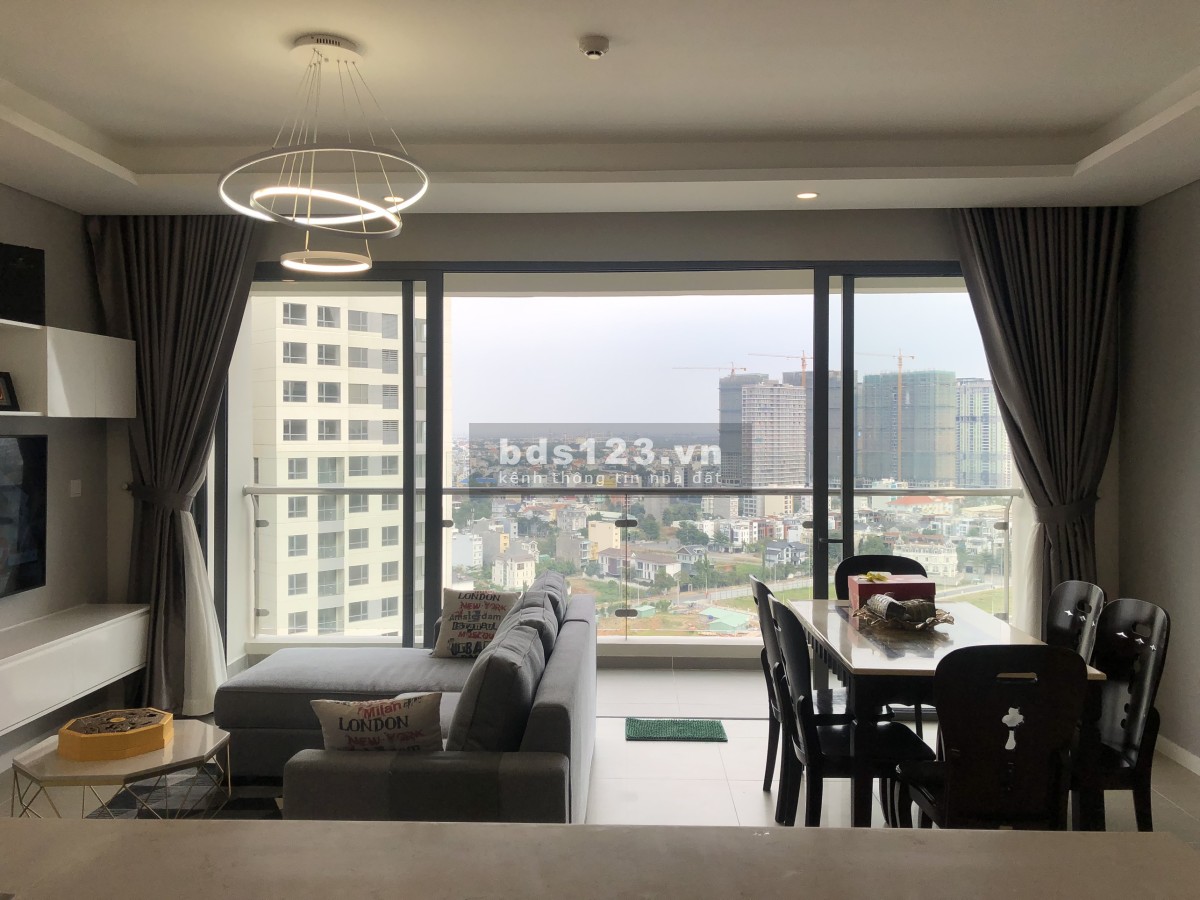 Thuê nhanh 2pn thoáng mát view sông Đảo Kim Cương giá tốt view đẹp