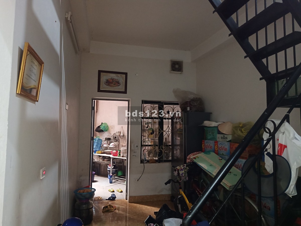 Bán tòa nhà phố Nguyễn Văn Cừ, Long Biên, DT 169m² x 8 tầng nhỉnh giá 30 tỷ đồng