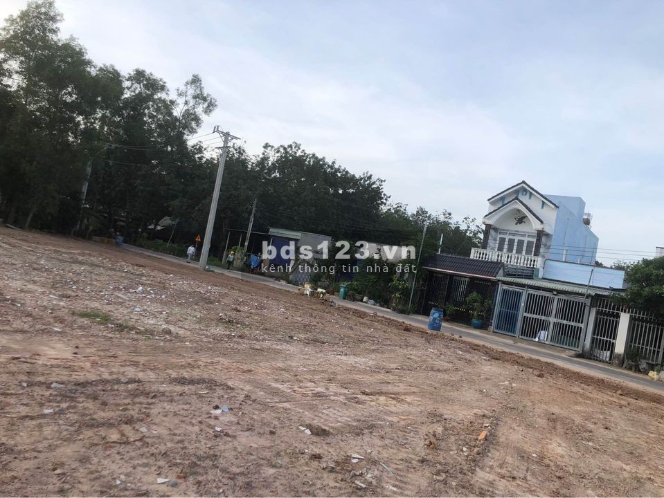 Cần tiền trả ngân hàng cần bán gấp lô đất sát khu công nghiệp Mỹ Phước 3, giá rẻ