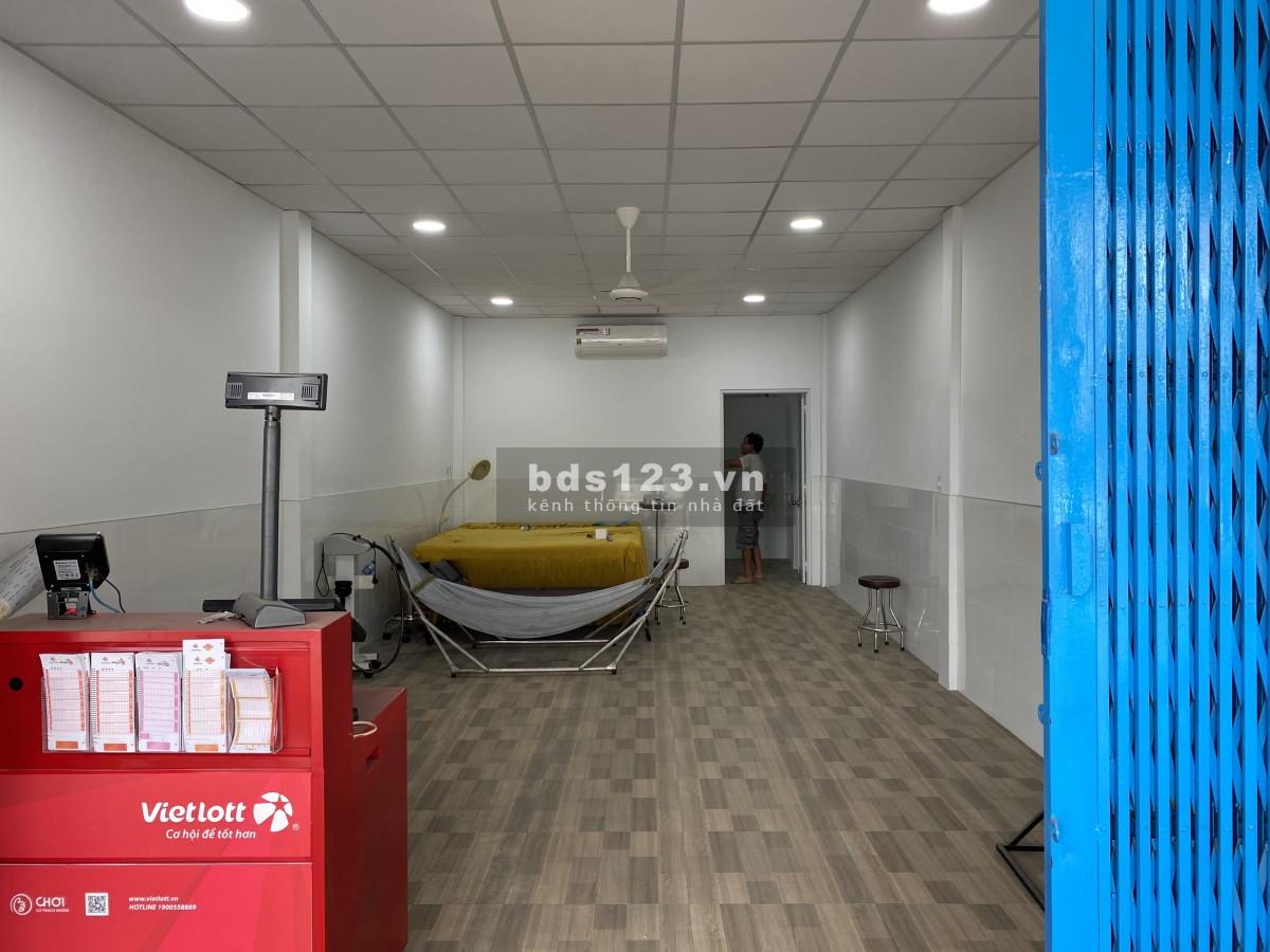 Cho thuê 2 mặt bằng mặt tiền Nguyễn Thị Định, gần Phà Cát Lái