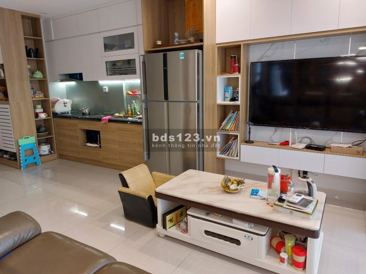 Cần tiền bán GẤP căn 2PN + 1 (2WC) view thoáng đẹp chỉ 1,9 tỷ tại Ocean Park LH: 0969.493.294
