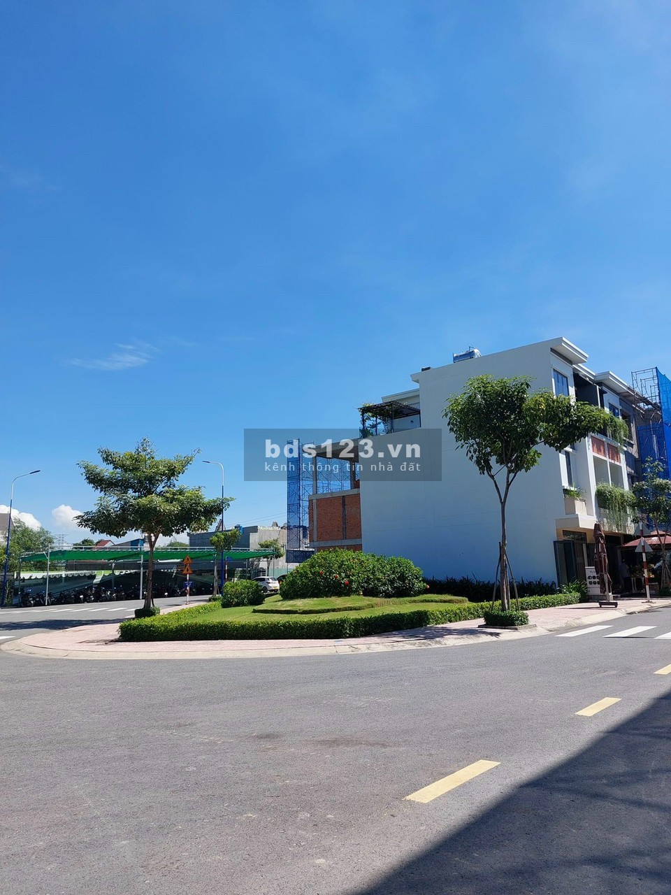 Bán gấp căn nhà mặt tiền đường Bình Chuẩn 69, thành phố Thuận An, Bình Dương