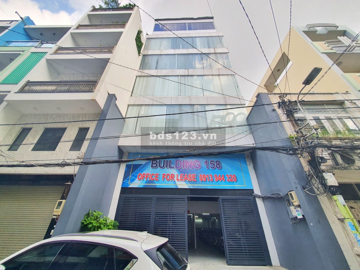 Văn phòng sàn gỗ Trần Huy Liệu diện tích 60m2 giá chỉ từ 15 triệu/tháng